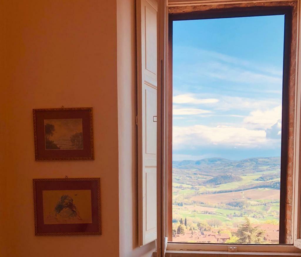 La Casa Di Matilde-Centre Of Todiヴィラ エクステリア 写真
